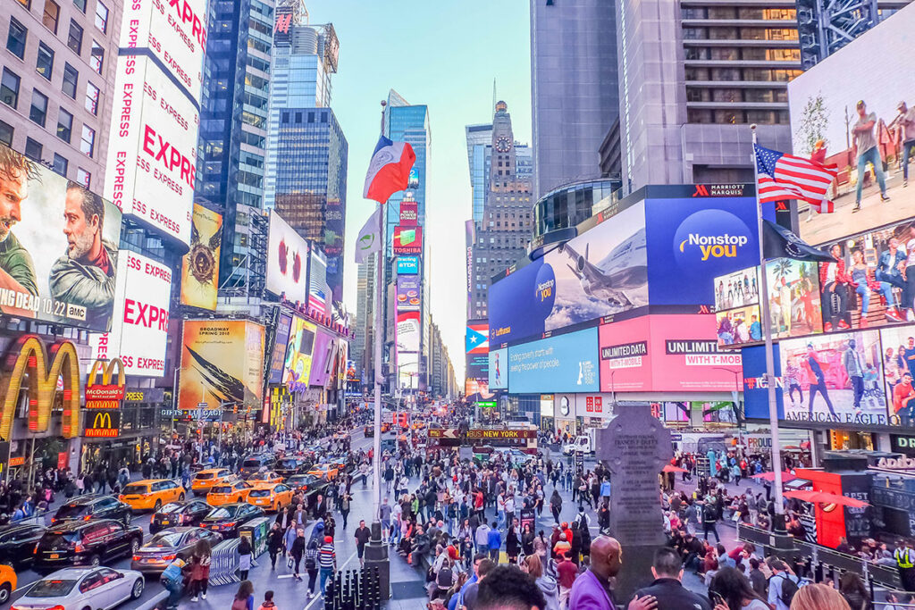 Digital Billboard Costs We Break It Down 1